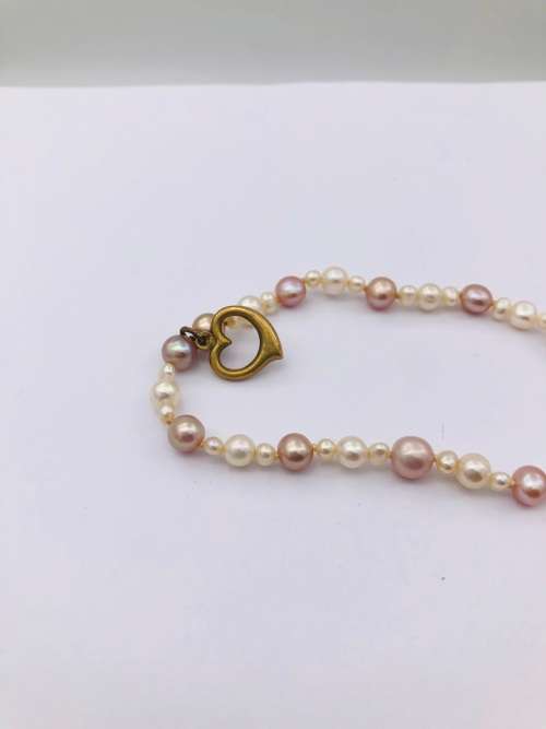 *9CT GOLD SALTWATER PEARL BRACELET* BID FROM R1!