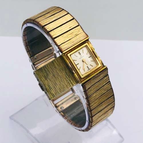 *HAMILTON SWISS LADIES WATCH* R1 BIDS!