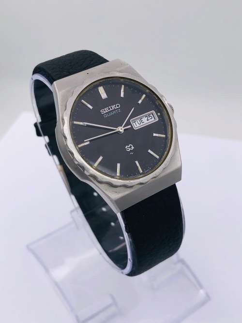 *SEIKO QUARTZ DAY-DATE MENS WATCH* R1 BIDS