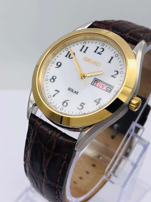 *MINT SEIKO SOLAR MENS WATCH* WITH BOX & PAPERS
