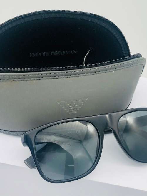 *EMPORIO ARMANI DESIGNER SUNGLASSES* R1 BIDS
