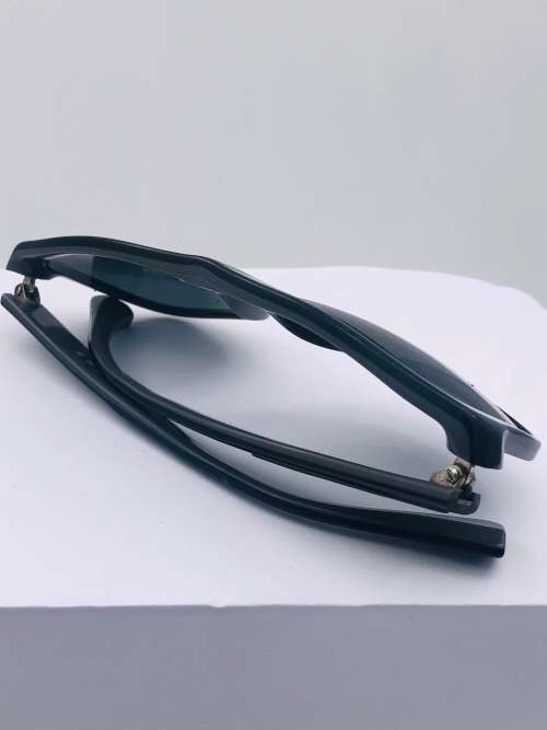 *EMPORIO ARMANI DESIGNER SUNGLASSES* R1 BIDS