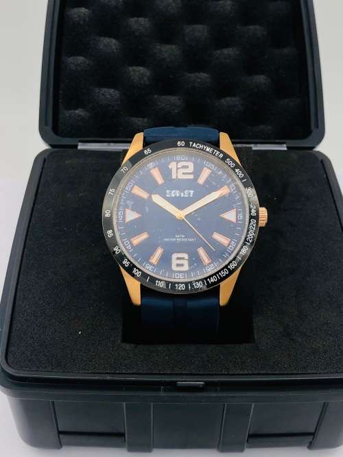 *NEW SOVIET MENS SPORTS WATCH* ROSE GOLD TONE!
