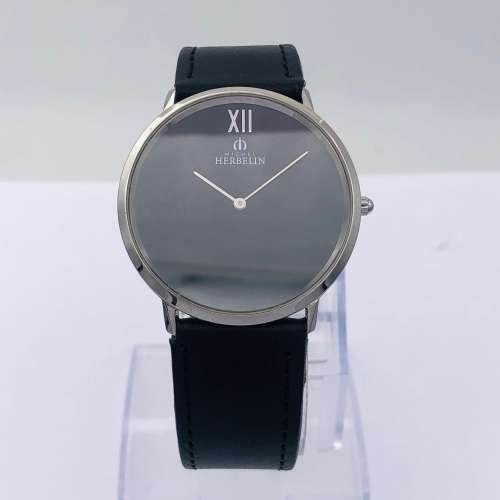 *MICHEL HERBELIN MENS DRESS WATCH* MINT CONDITION!!!