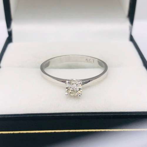 *9CT WHITE GOLD DIAMOND RING* 0.29CT DIAMOND!
