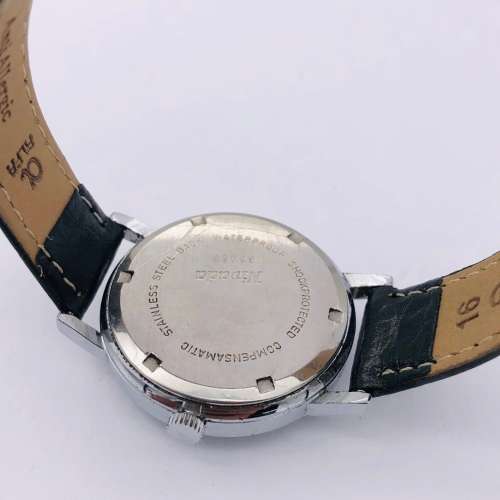 *NIVADA AUTOMATIC 17 JEWELS WATCH* R1 BIDS!