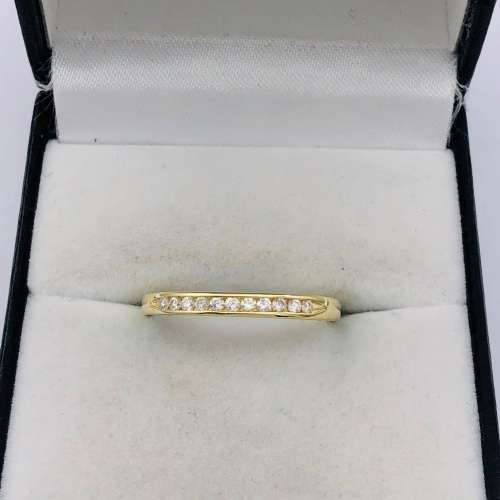 *18CT GOLD DIAMOND ETERNITY RING* 0.20CT OF DIAMONDS!