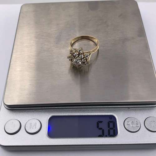 *LARGE GOLD CUBIC CLUSTER RING* 9CT GOLD!