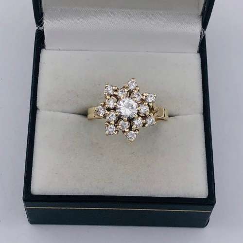 *LARGE GOLD CUBIC CLUSTER RING* 9CT GOLD!