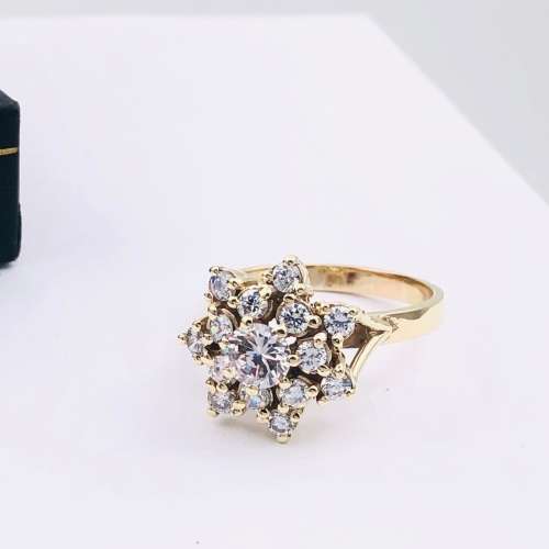 *LARGE GOLD CUBIC CLUSTER RING* 9CT GOLD!