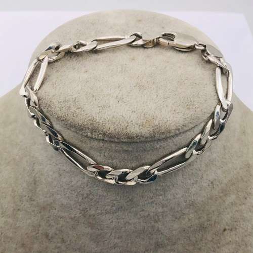 *ITALIAN MENS SILVER HANDCHAIN* BID FROM R1!