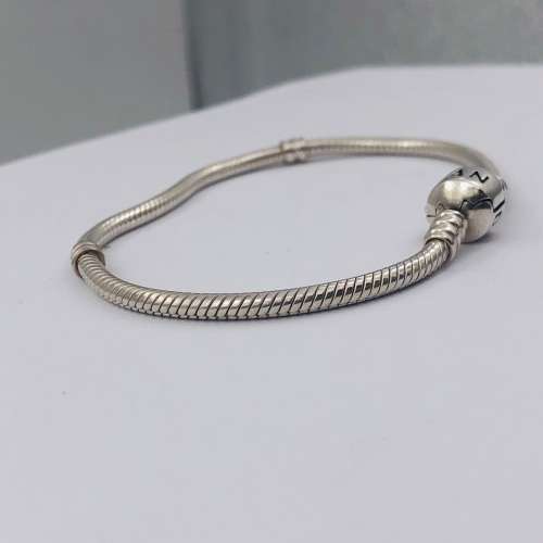 *PANDORA SNAKE CHARM BRACELET* R1 BIDS!