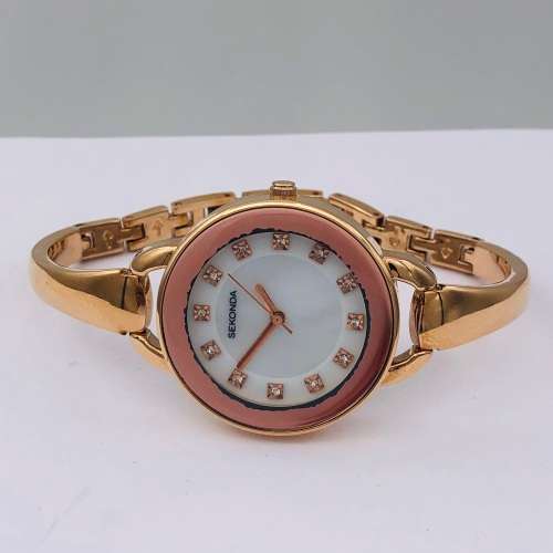 *BRAND NEW SEKONDA LADIES WATCH* RETAIL R4 000!!!