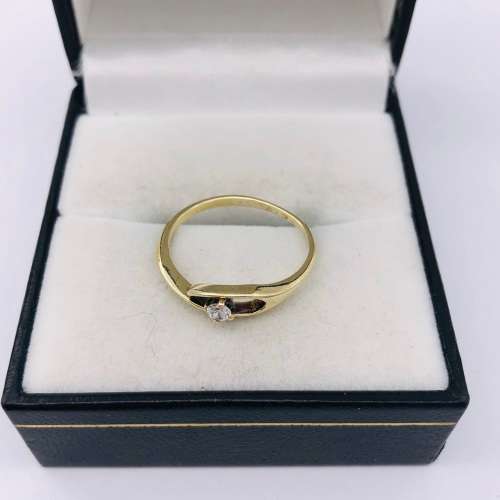 *9CT GOLD SPLIT CYCLOPS DIAMOND RING* R1 BIDS