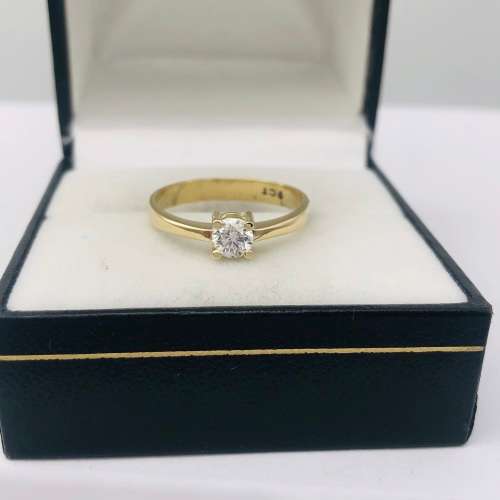 *0.28CT VS DIAMOND RING* 9CT GOLD!