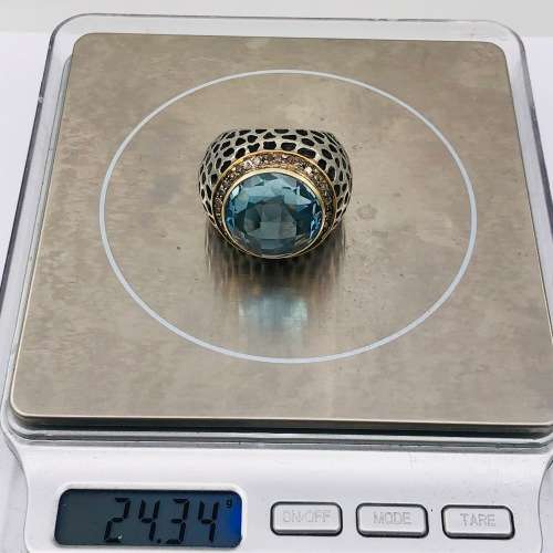*18CT GOLD DIAMOND & AQUAMARINE RING* 0.64CT DIAMONDS!