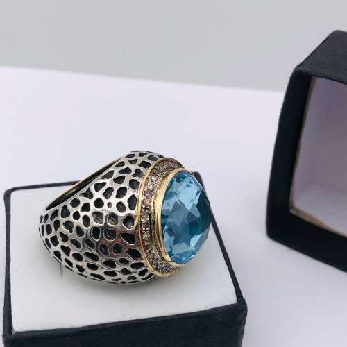 *18CT GOLD DIAMOND & AQUAMARINE RING* 0.64CT DIAMONDS!