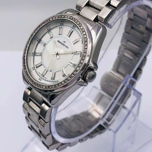 *DIAMOND HILL DIAMOND BEZEL SWISS WATCH* R1 BIDS!