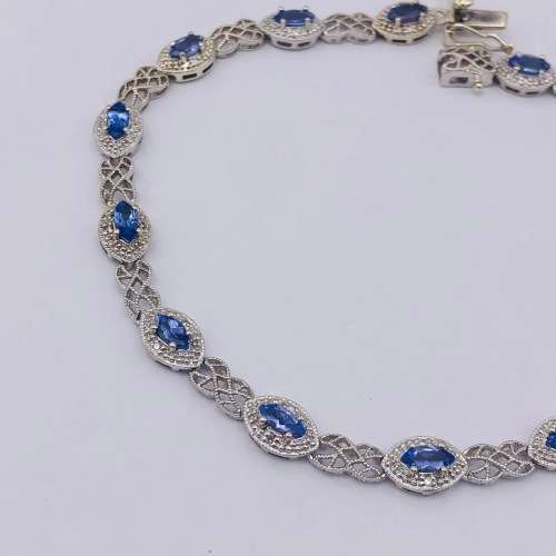 *3.5CT WHITE GOLD TANZANITE TENNIS BRACELET* R1 BIDS!
