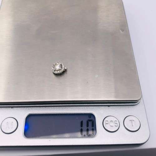 *0.80CT DIAMOND HALO PENDANT* R1 BIDS!