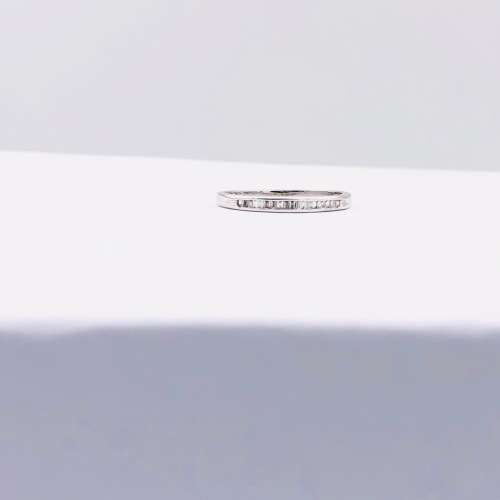 *WHITE GOLD BAGUETTE DIAMOND ETERNITY RING* R1 BIDS