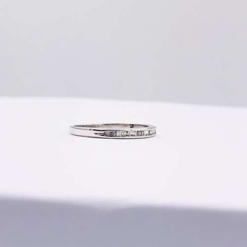 *WHITE GOLD BAGUETTE DIAMOND ETERNITY RING* R1 BIDS