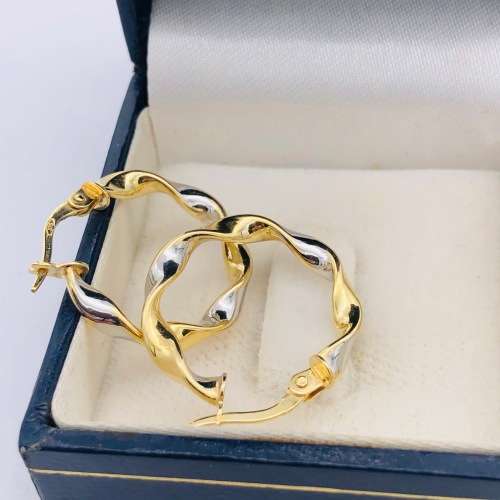 *SOLID GOLD TWO TONE HOOP EARRINGS* R1 BIDS