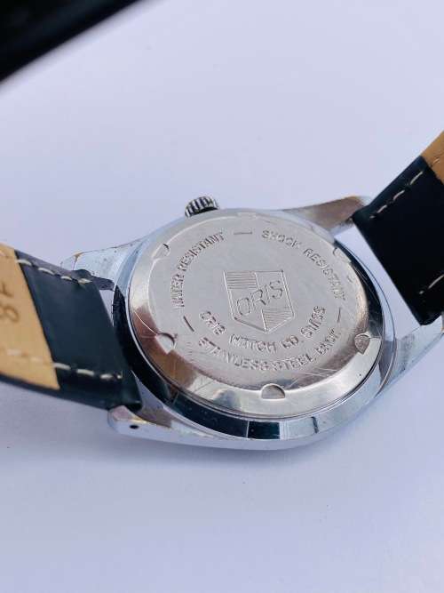 *BEAUTIFUL ORIS ANTI-SHOCK 17 JEWELS WATCH* R1 BIDS!