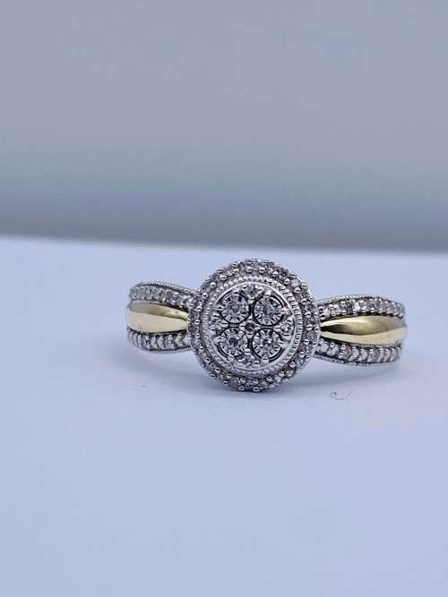 *0.30CT TWO-TONE DIAMOND HALO CLUSTER RING* R1 BIDS!