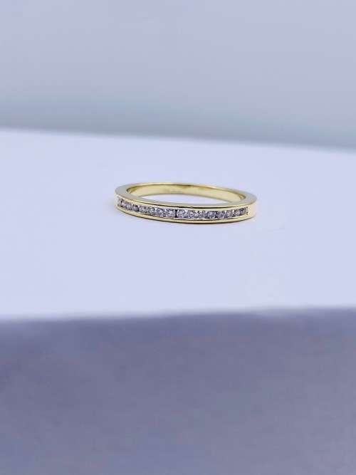 *18CT DIAMOND ETERNITY RING* 0.20CT OF GOLD!