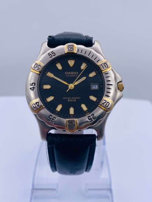 *CASIO QUARTZ TWO-TONE WATCH* BOX & TAGS!
