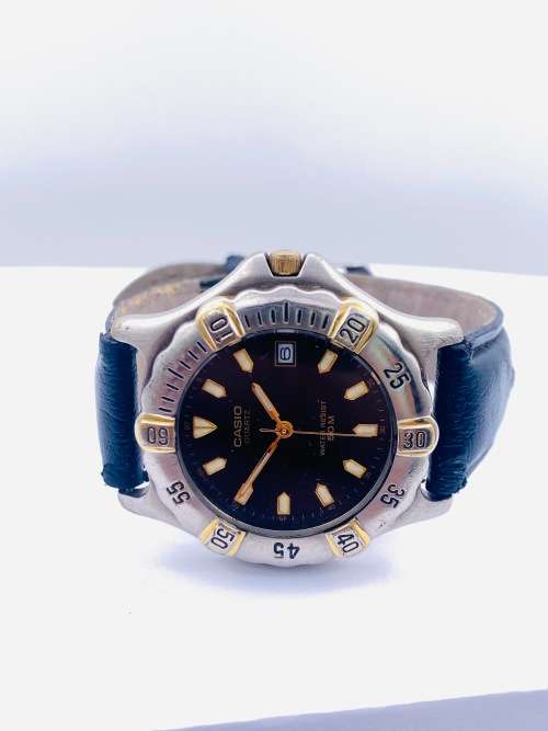 *CASIO QUARTZ TWO-TONE WATCH* BOX & TAGS!