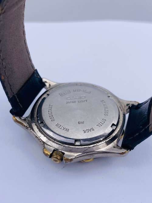 *CASIO QUARTZ TWO-TONE WATCH* BOX & TAGS!