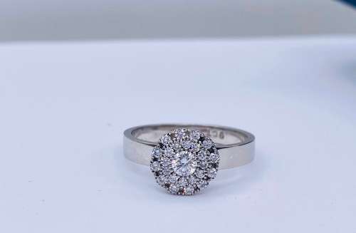 *0.52CT WHITE GOLD PINWHEEL CLUSTER DIAMOND RING* R1 BIDS!