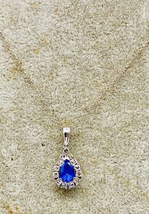 *WHITE GOLD SAPPHIRE & DIAMOND PENDANT* R1 BIDS!