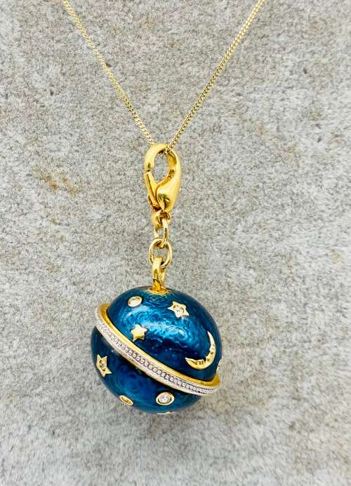 *SWAROVSKI 18K GOLD PLATED GALAXY ORB PENDANT* R1 BIDS!
