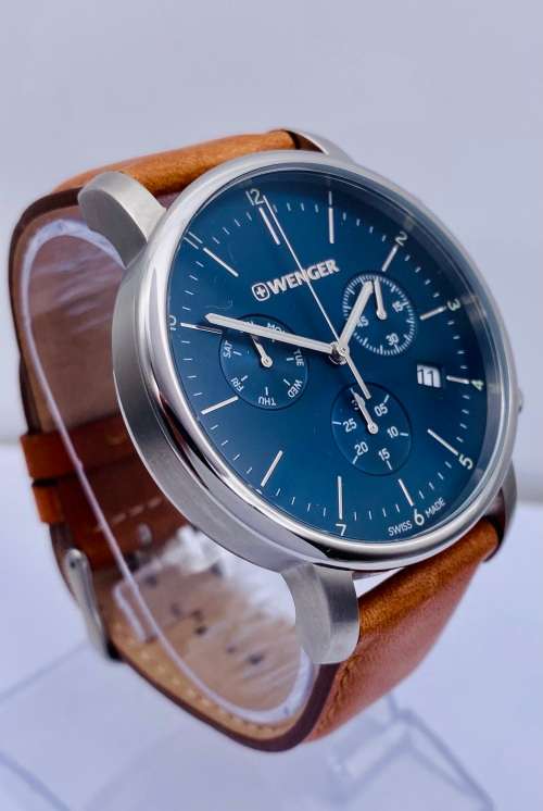 *WENGER PILOTS SWISS CHRONOGRAPH WATCH* R1 BIDS!