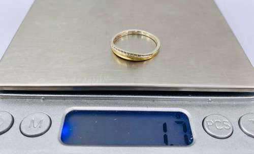 *9CT GOLD BIMETAL BANDED RING* R1 BIDS!!!