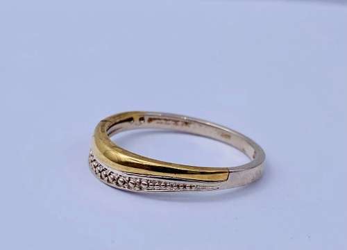 *9CT GOLD BIMETAL BANDED RING* R1 BIDS!!!