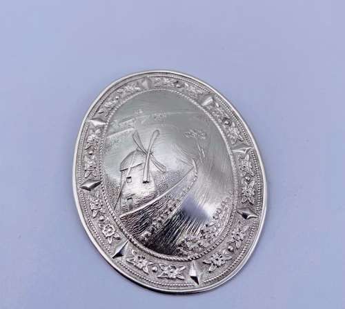 *SILVER ENGRAVED COLLECTORS BROOCH* SOLID 925!