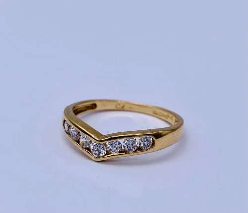 *SOLID GOLD V CUBIC ETERNITY RING* R1 BIDS