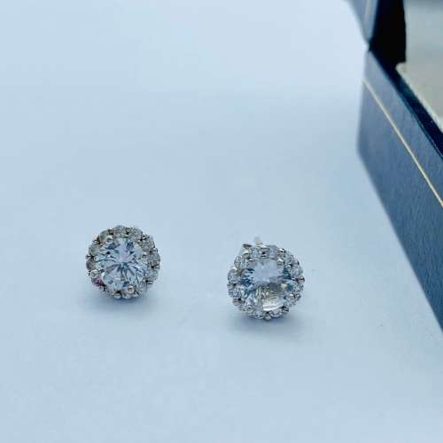 *SILVER CUBIC CLUSTER EARRINGS *R1 BIDS!