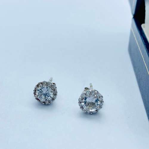 *SILVER CUBIC CLUSTER EARRINGS *R1 BIDS!
