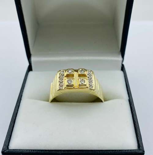 *LARGE DIAMOND MENS YELLOW GOLD RING* R1 BIDS
