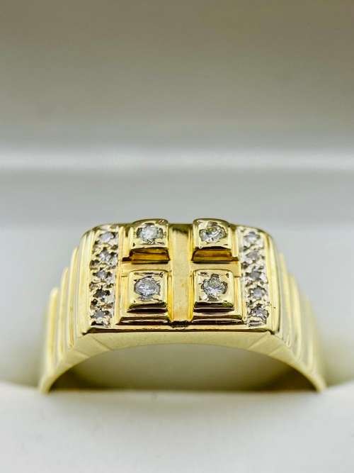 *LARGE DIAMOND MENS YELLOW GOLD RING* R1 BIDS