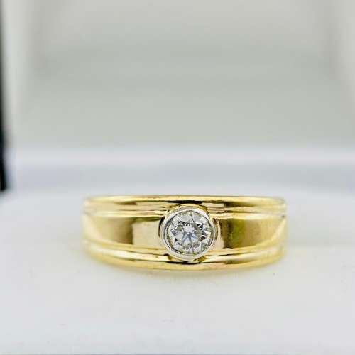 *SOLID YELLOW GOLD DIAMOND CYCLOPS RING* R1 BIDS!