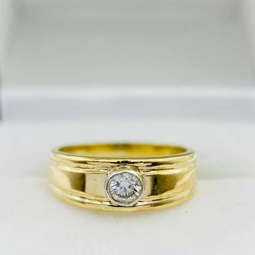 *SOLID YELLOW GOLD DIAMOND CYCLOPS RING* R1 BIDS!