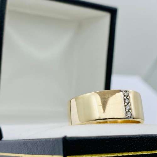 *HEAVY CHUNKY GOLD DIAMOND CHANNEL RING* R1 BIDS!