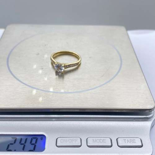 *STUNNING RADIANT CUBIC SOLID GOLD RING* R1 BIDS