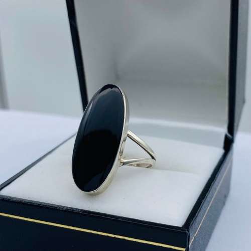 *SOLID SILVER & BLACK ONYX RING* R1 BIDS!!!
